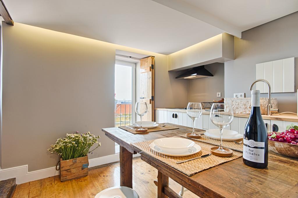 Apartment River View Alfama Historic Lisbon